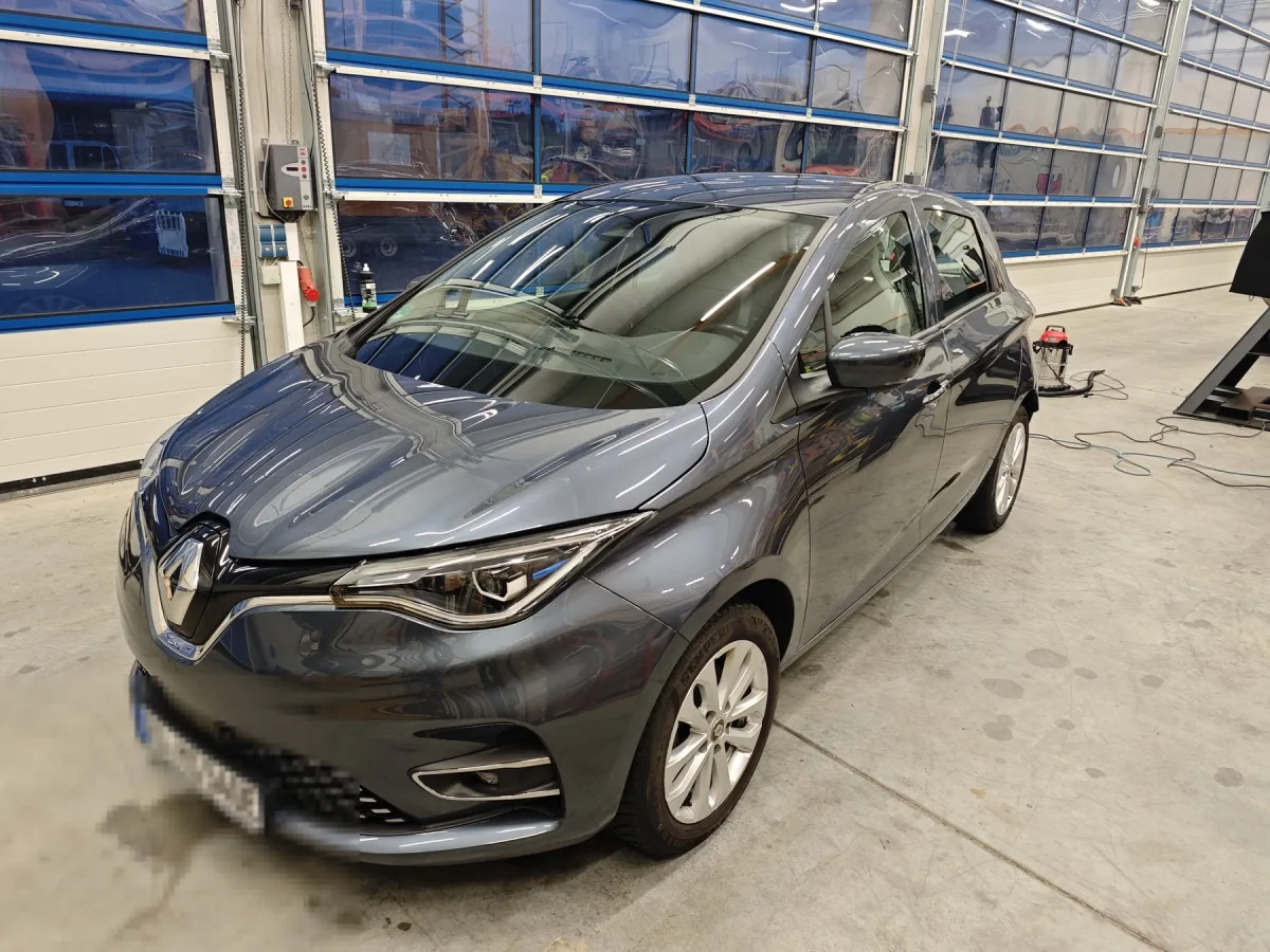 Renault Verkaufsaufbereitung nachher