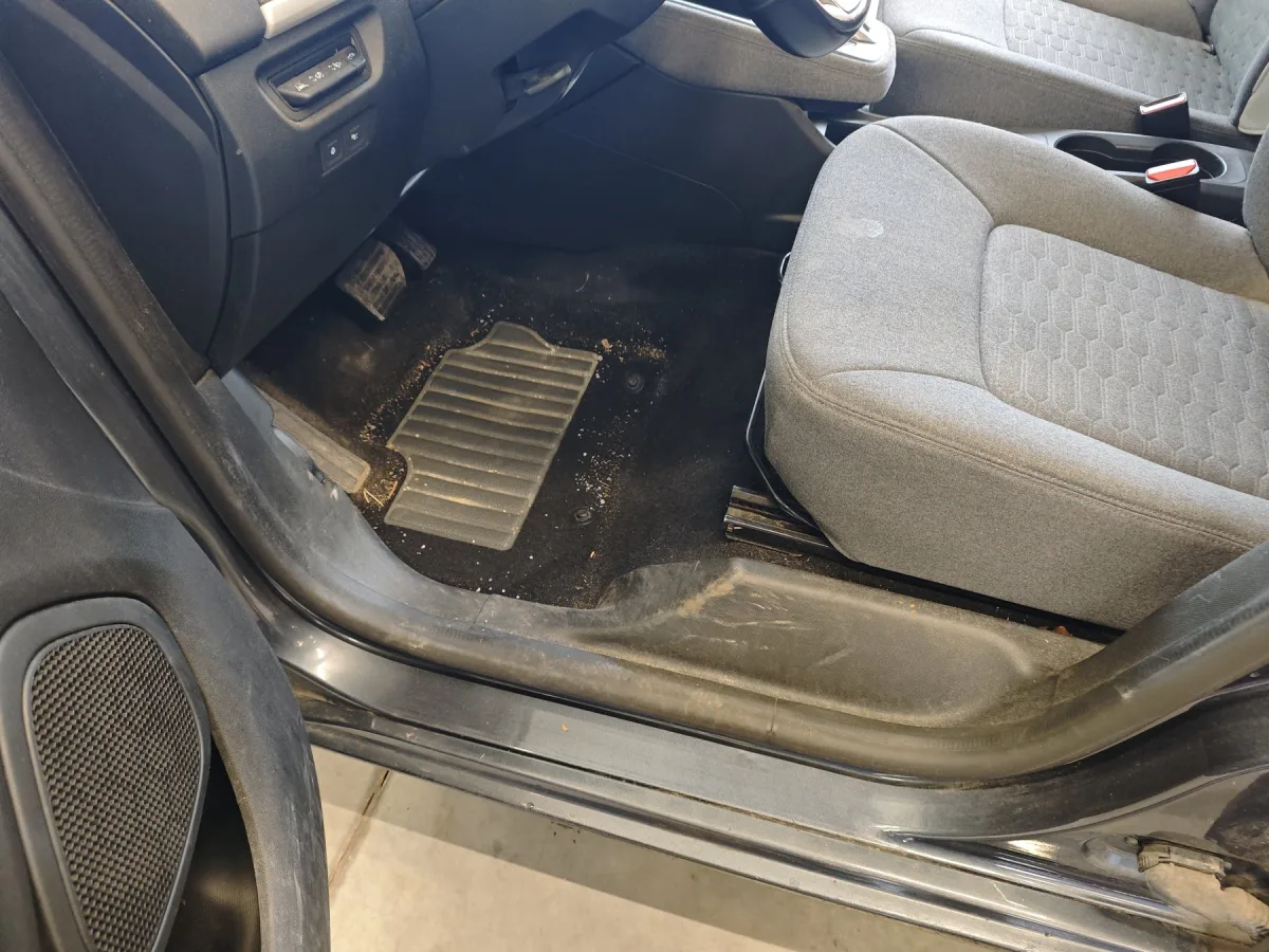 Renault Verkaufsaufbereitung vorher